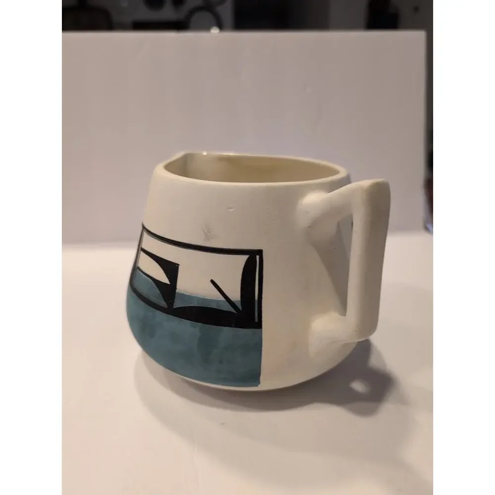 Vintage Ute Mountain Colorado‎ Native American Tribal Pottery Pitcher Signed
